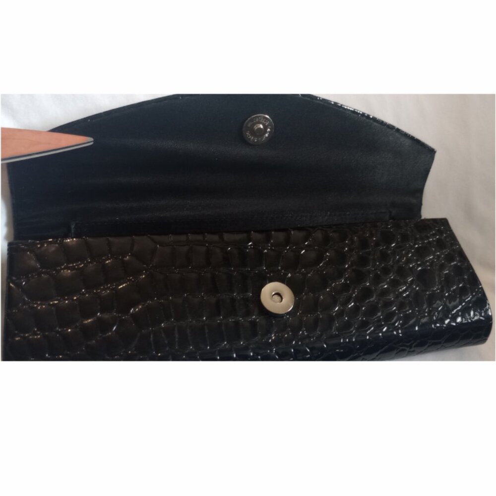 Black Evening Clutches - Picture 5 of 16